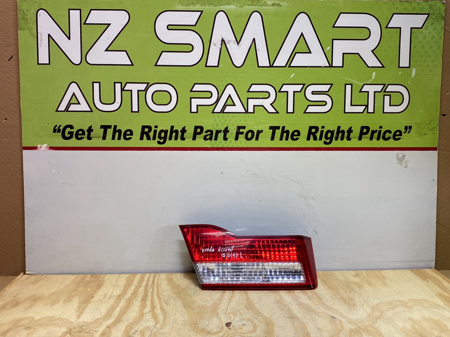2000 Honda Accord - Left Boot Light PN: P1375