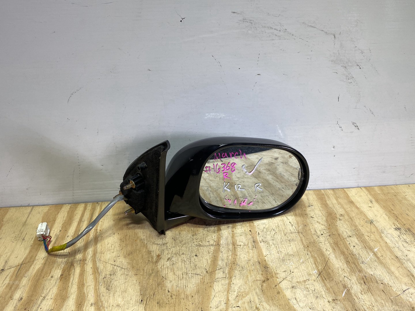 2007 Nissan March - Right Door Mirror PN: 5 wires