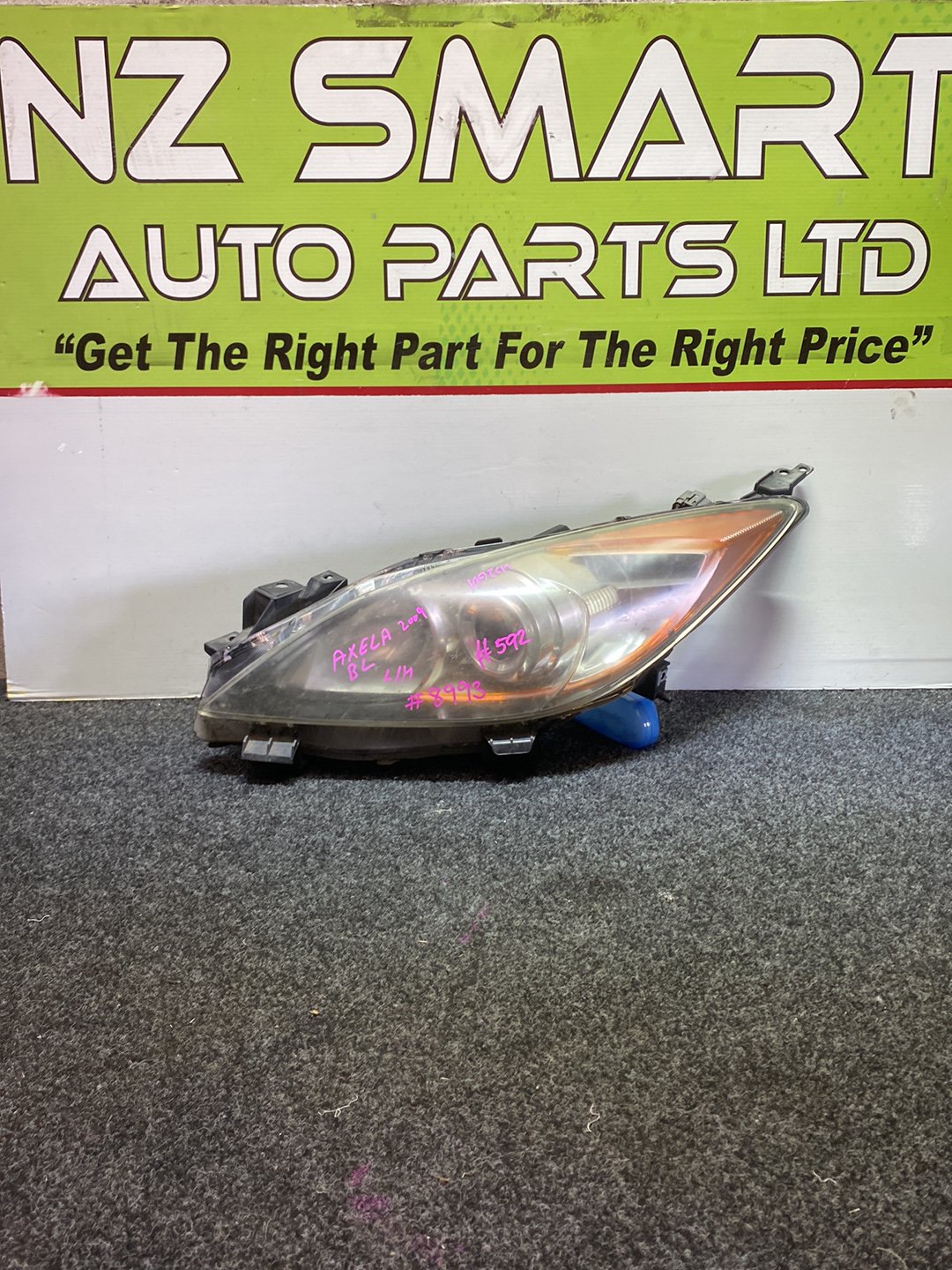 2009 Mazda Axela - Left Headlight Auto Adjust/ Non Hid/ Koito100-41343