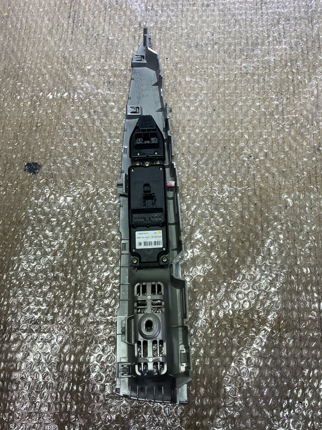 2004 Mazda Demio- Master Power Window Switch PN: D352685L6B