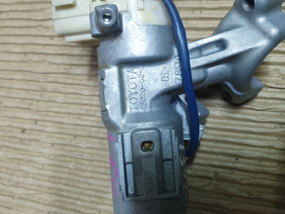 2000 Used Toyota Vitz- Ignition Switch Key PN: see photos