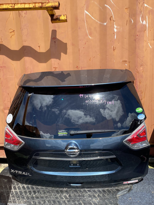 2014 Nissan X-Trail- Tailgate PN: