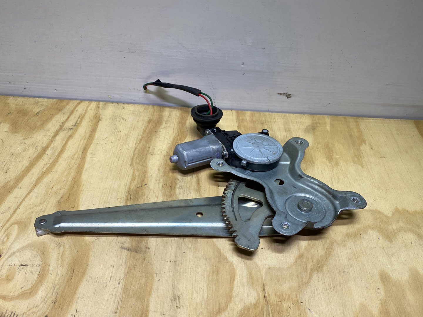 2007 Toyota Auris - Right Rear Window Regulator/Motor
