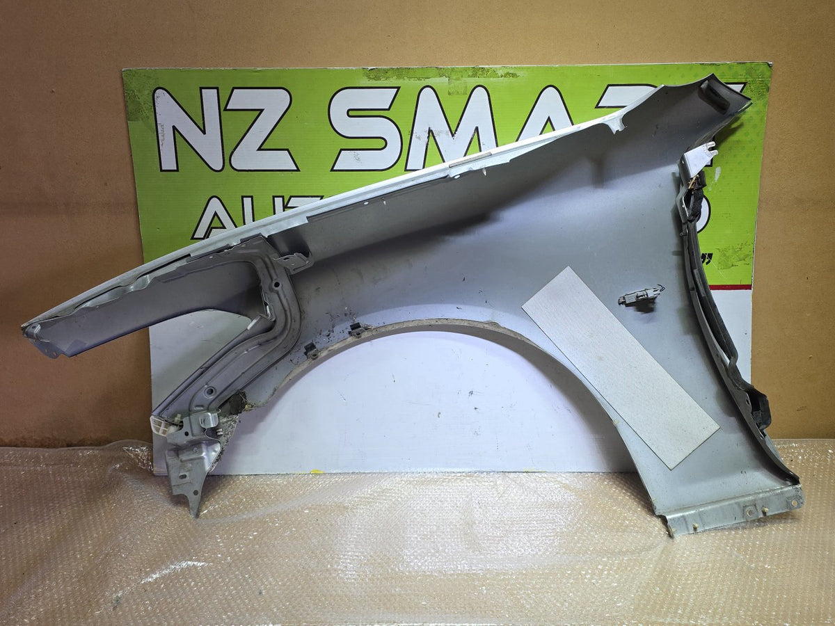 2011 Nissan Fuga - Right Front Guard PN: