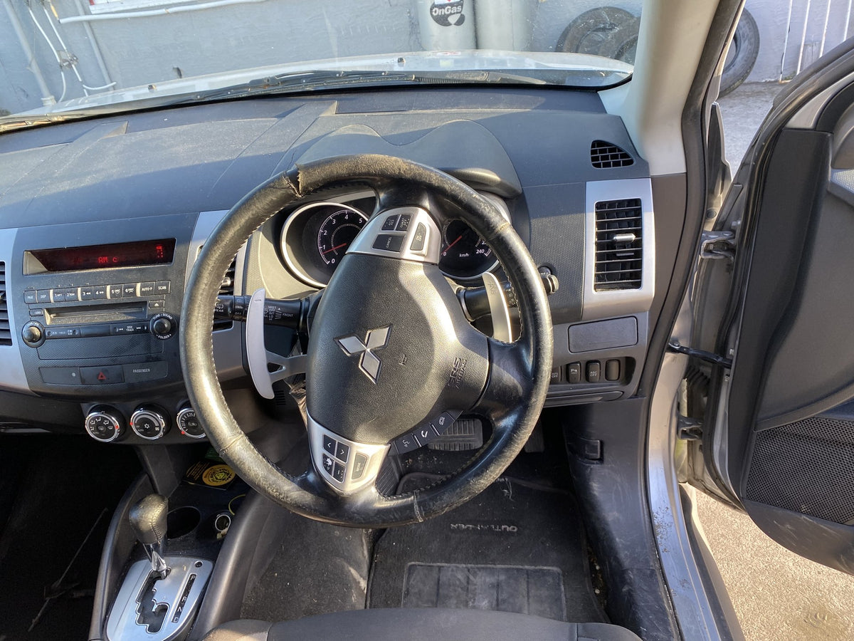 2010 Mitsubishi Outlander XLS Dismantling For Parts