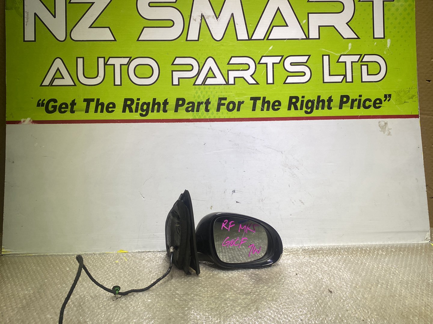 2005 Volkswagen Golf- Right Door Mirror PN: 7 wires