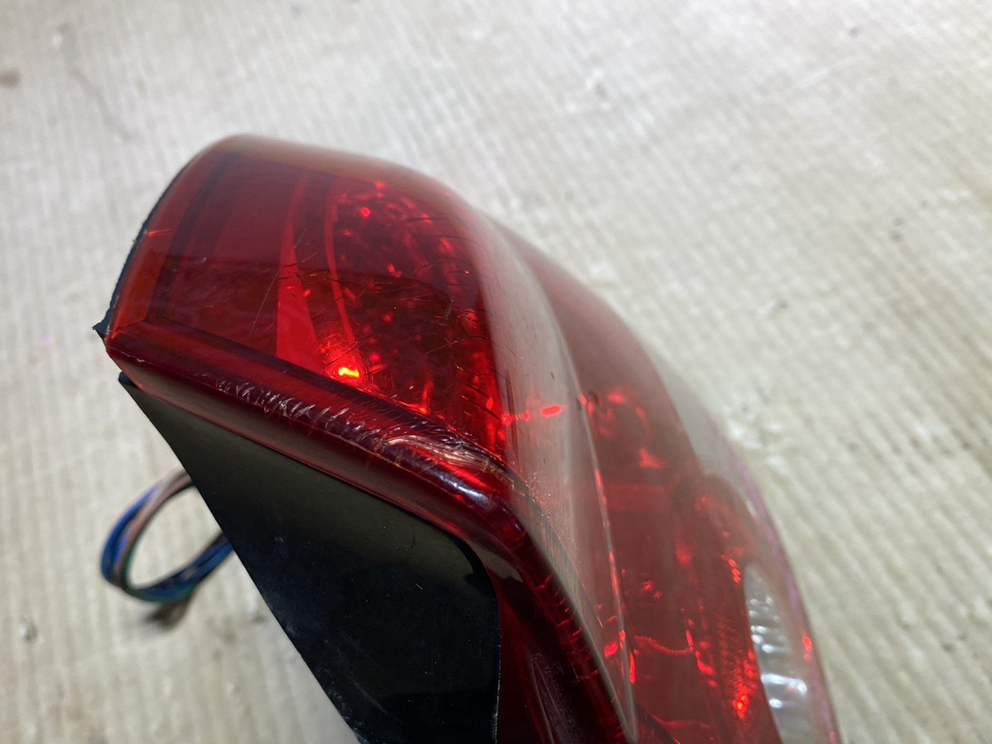 2004 Holden Commodore VY - Right Taillight