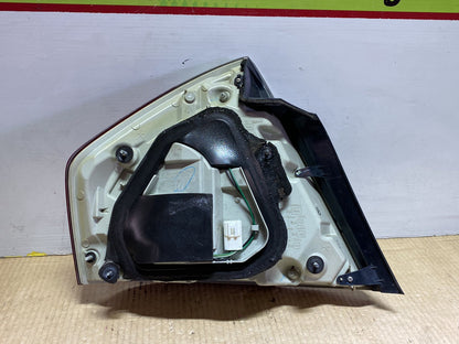 2006 Nissan Fuga Y50 - Right Taillight PN: Koito 220-63786
