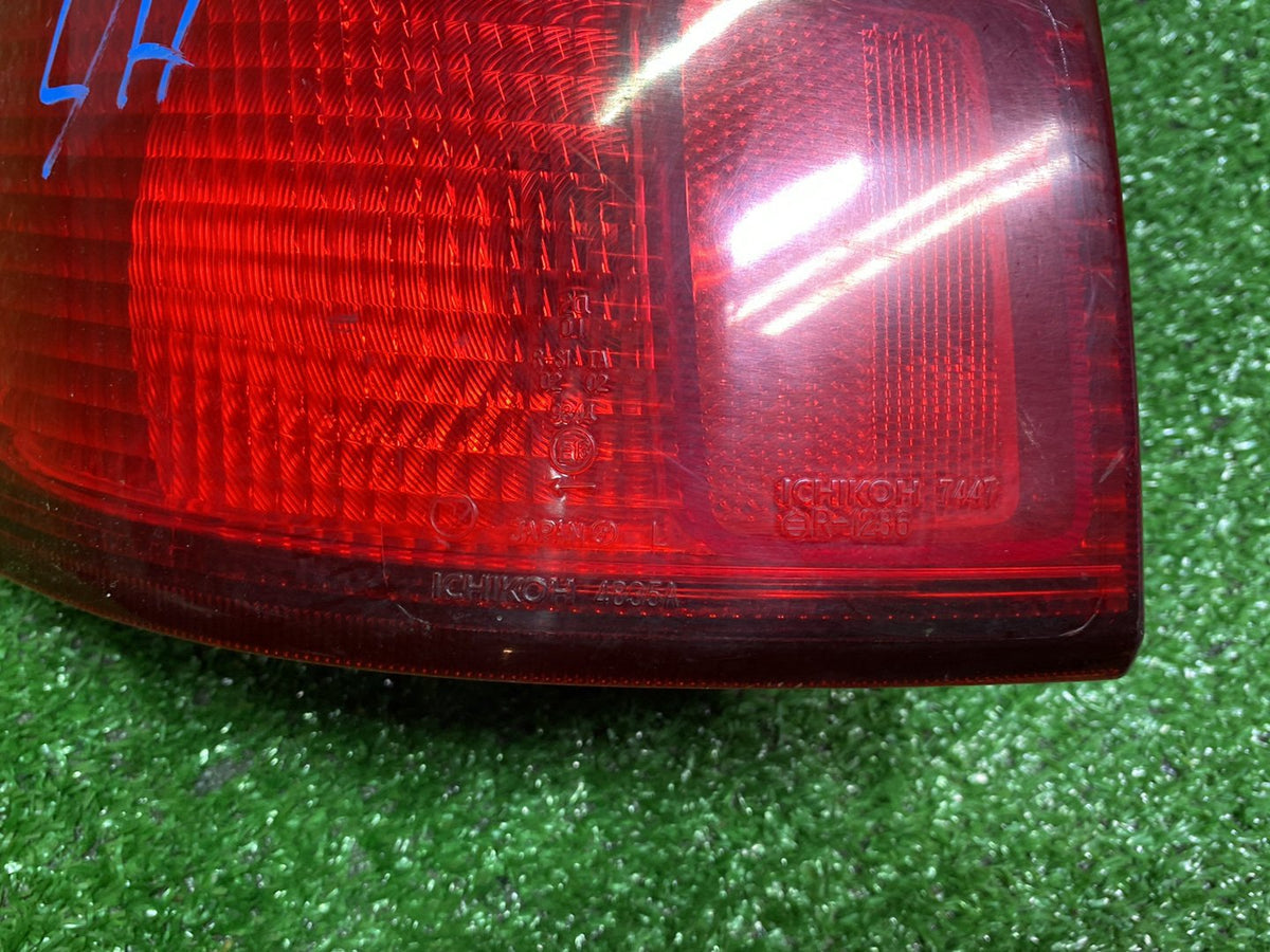 2002 Subaru Legacy - Left Taillight PN: ICHIKOH 4835