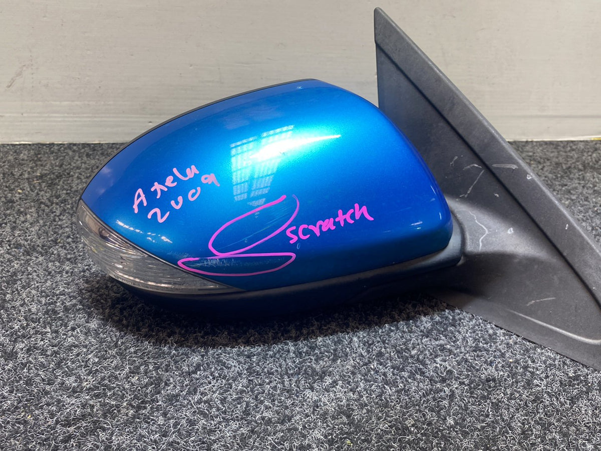 2009 Mazda Axela - Right Door Mirror/ PN: 7 wires