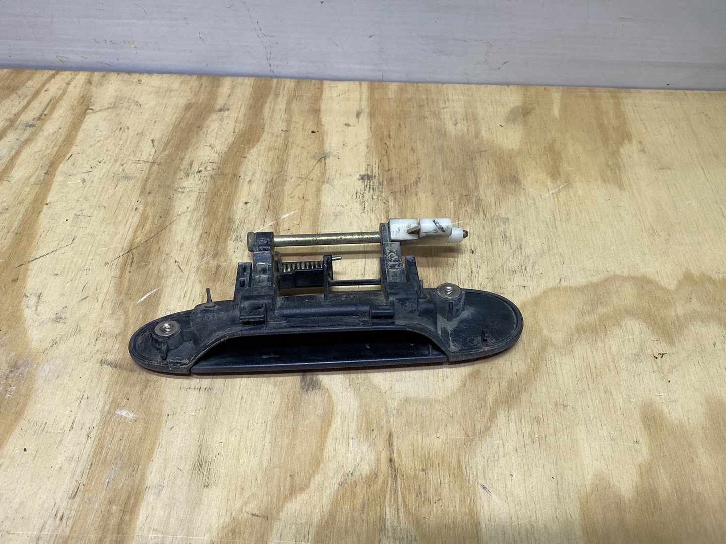 2004 Toyota Vitz - Left Rear Exterior Door Handle