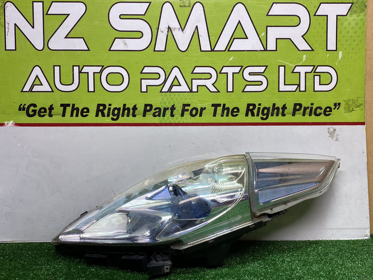 2012 Nissan Leaf ZE0 - Left Headlight PN:
