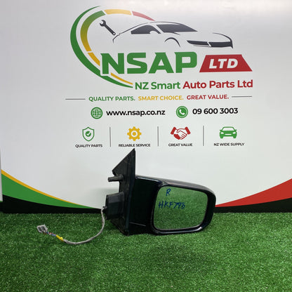 2004 Nissan Elgrand - Right Door Mirror PN: 7 wires