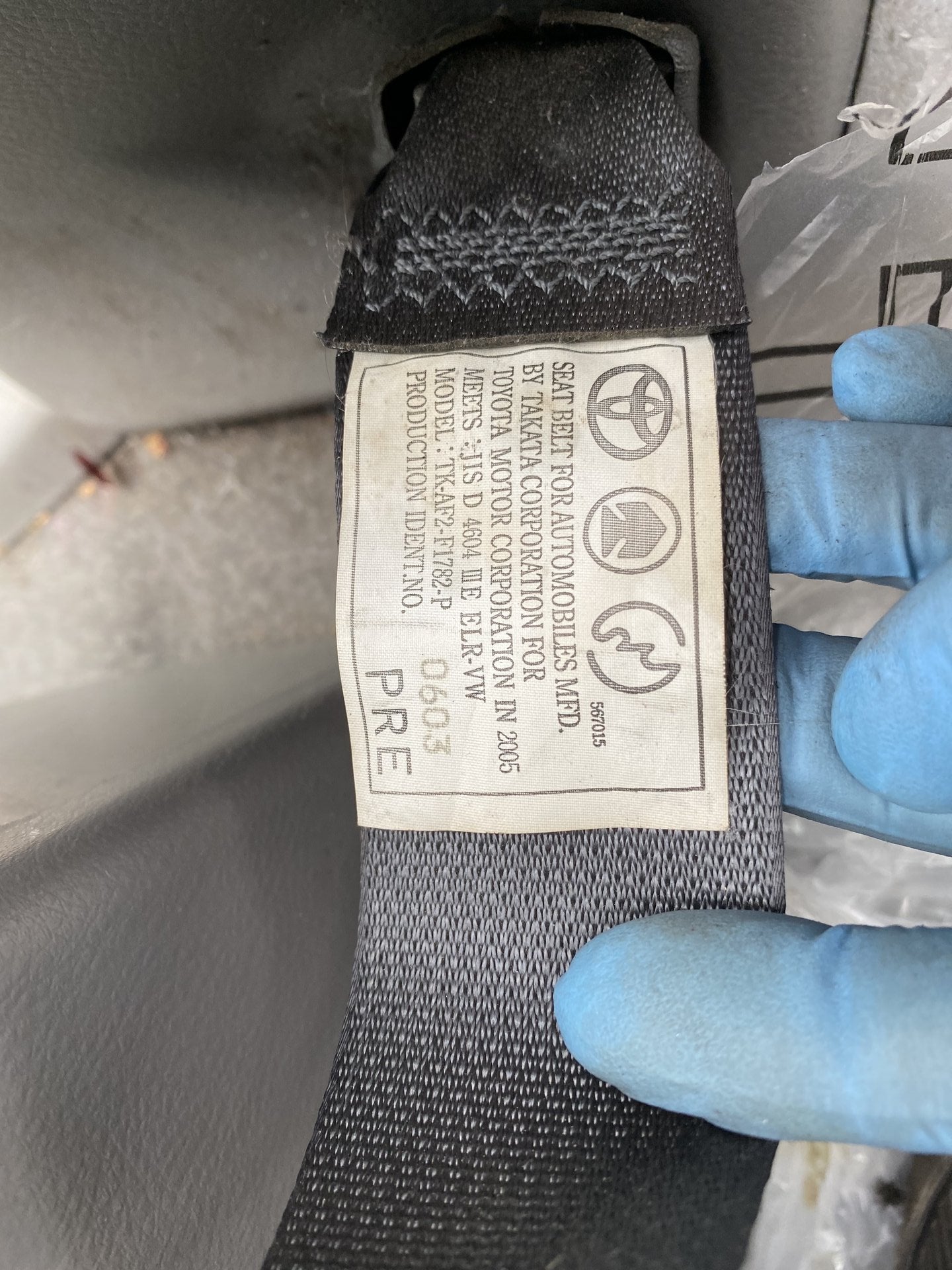 2005 Toyota Alphard ANH10 Dismantling For Parts
