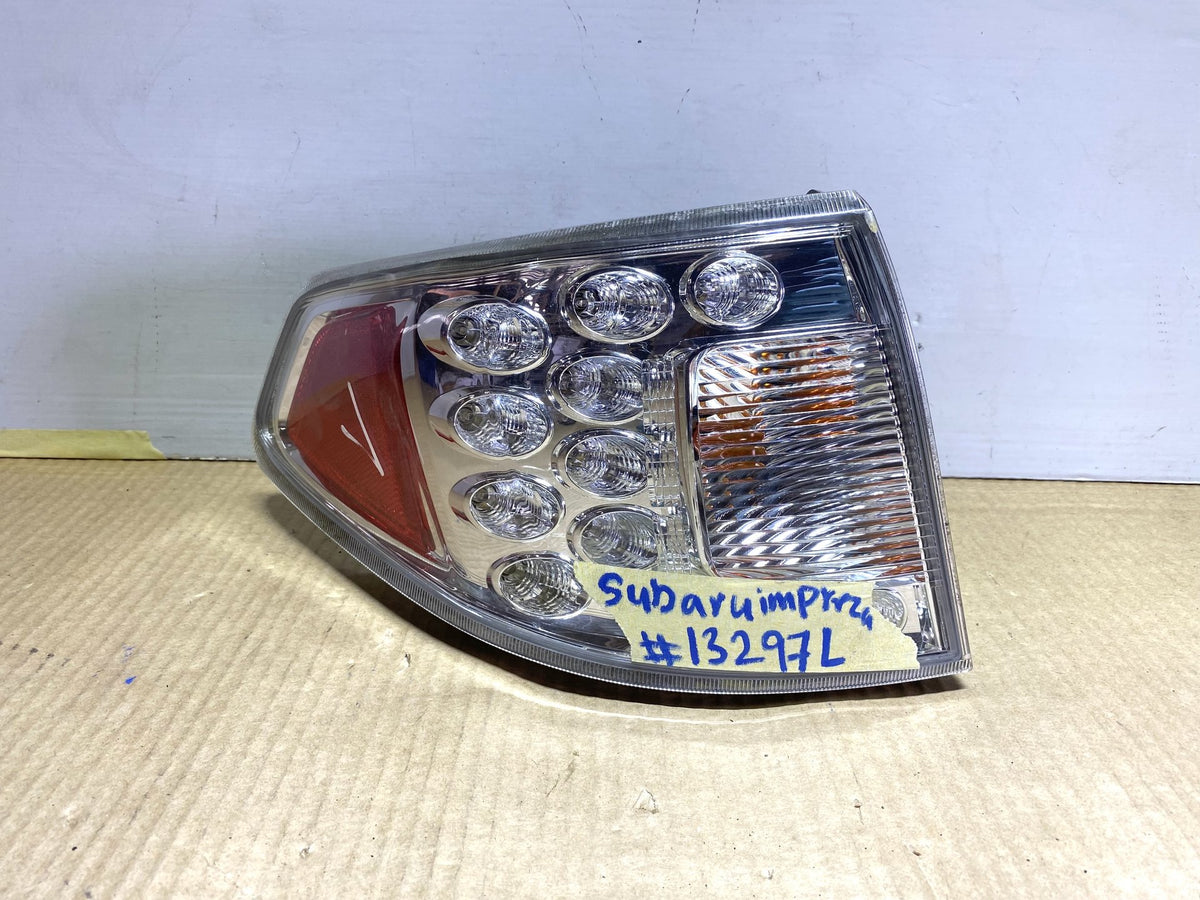 2007 Subaru Impreza GH7 - Left Taillight PN: Koito 220-20024