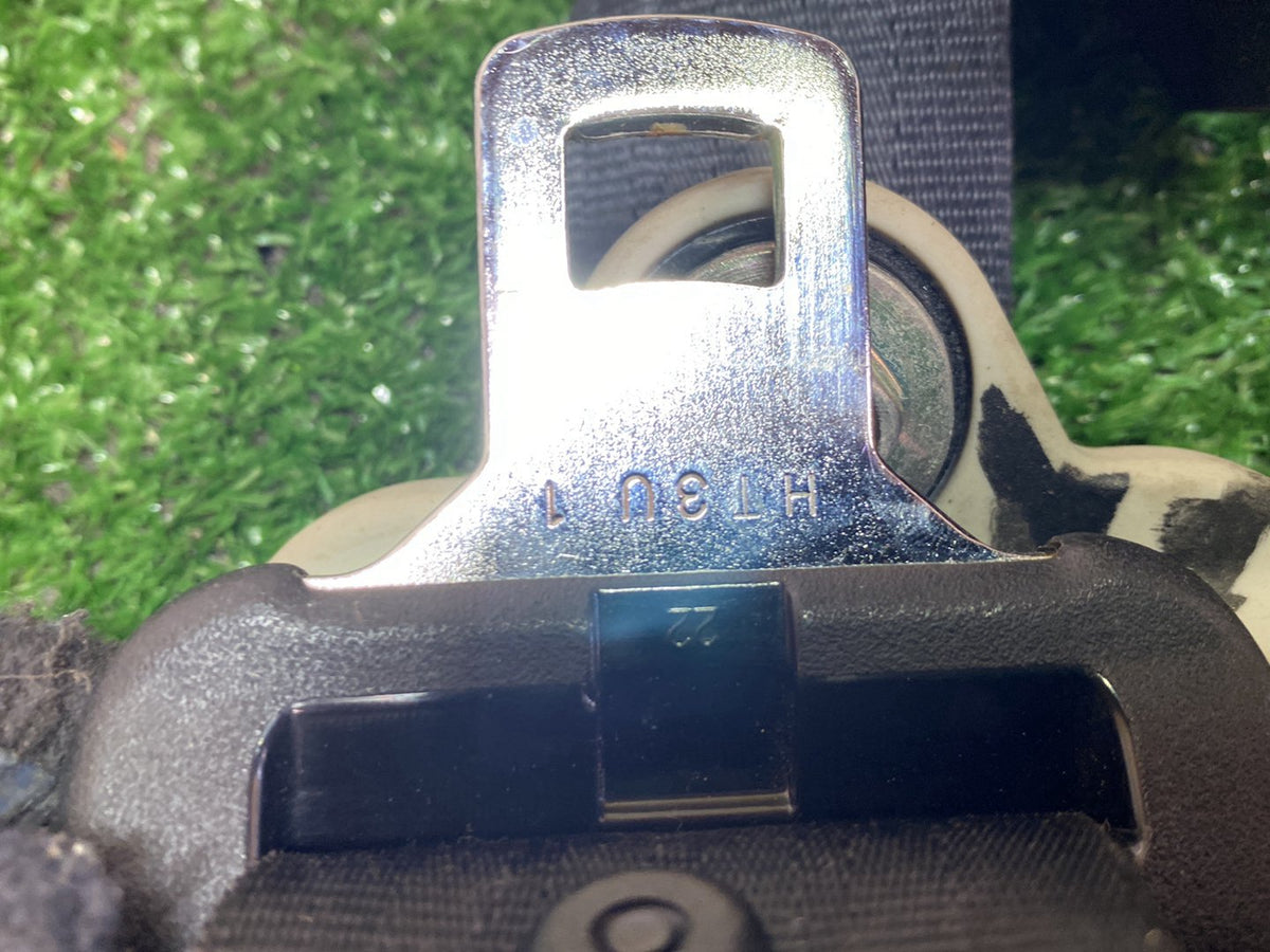 2013 Nissan Lafesta CWFFWN - Right Front Seat Belt PN: See photos