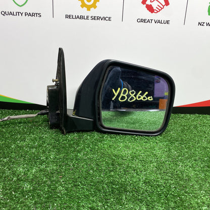 1999 Used Toyota Hilux - Right Door Mirror PN: 3 Wires