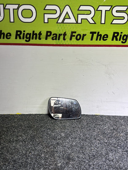 2009 Mazda Axela BK5P - Right Door Mirror Glass