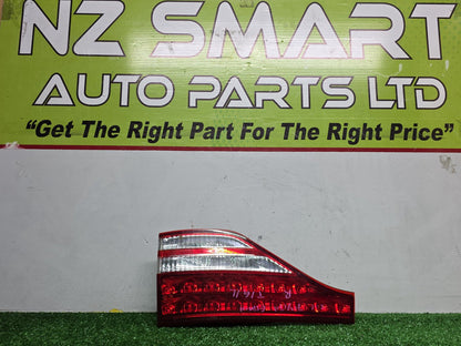 2006 Used Toyota Estima - Right Taillight PN: