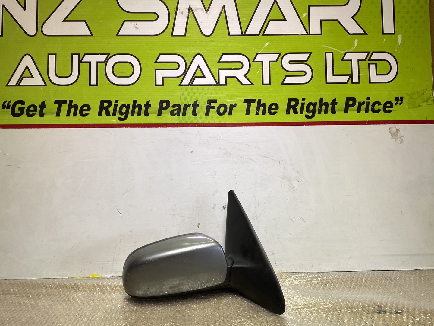 2005 Ford Falcon- Right Door Mirror PN: 4 wires