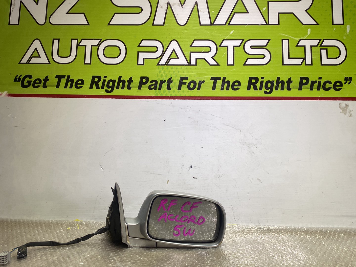 2002 Honda Accord- Right Door Mirror PN: 5 wires