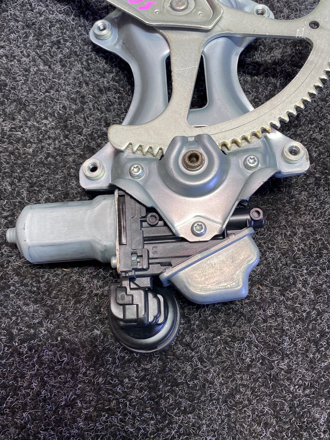 2015 Used Toyota Prius ZVW30 - Left Front Window Regulator/Motor