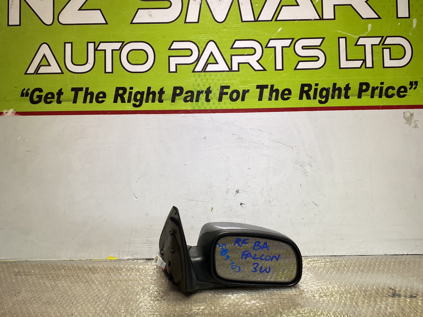 2005 Ford Falcon- Right Door Mirror PN: 4 wires