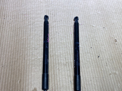 Used Toyota Prius W30 - Left Tailgate Strut PN: right tailgate strut