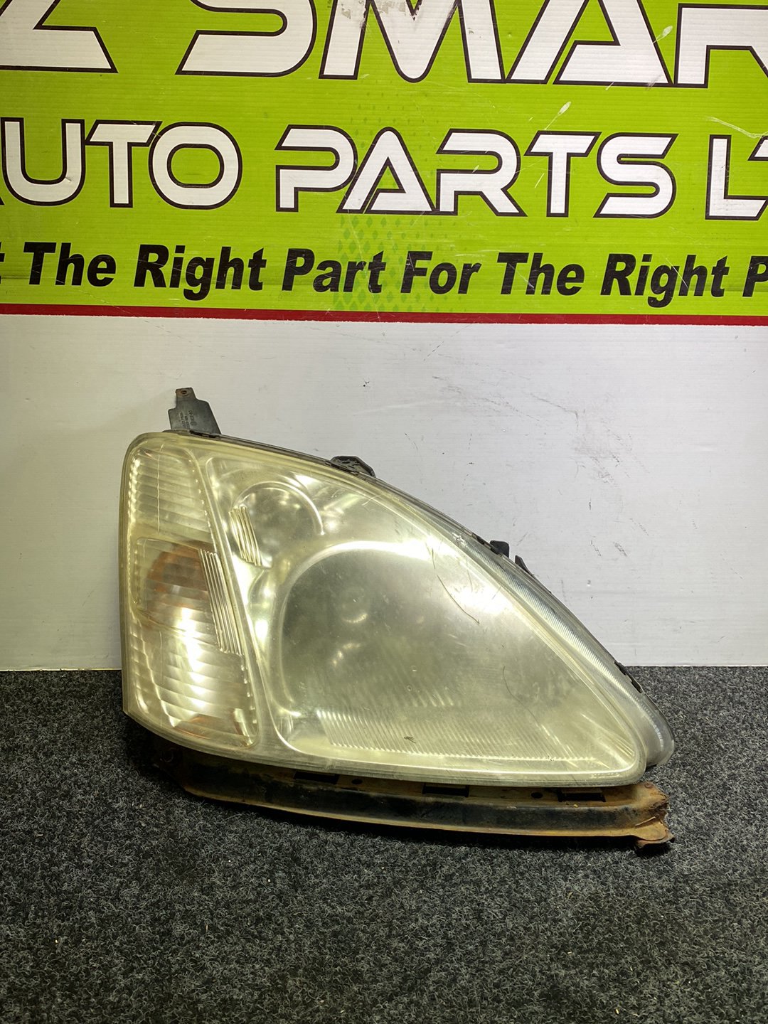 2003 Honda Civic - Right Headlight PN: STANLEY P1528