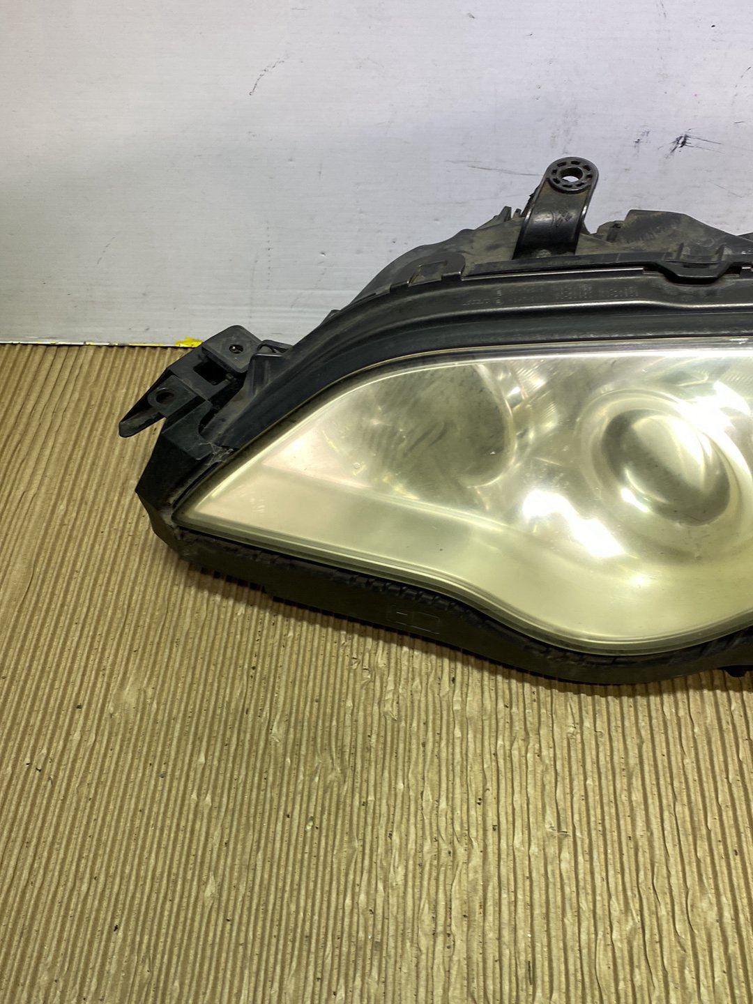 2007 Subaru Legacy- Left Headlight PN: see photos