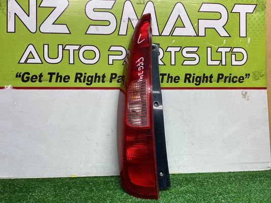 2002 Mitsubishi Colt - Left Taillight PN: P3144