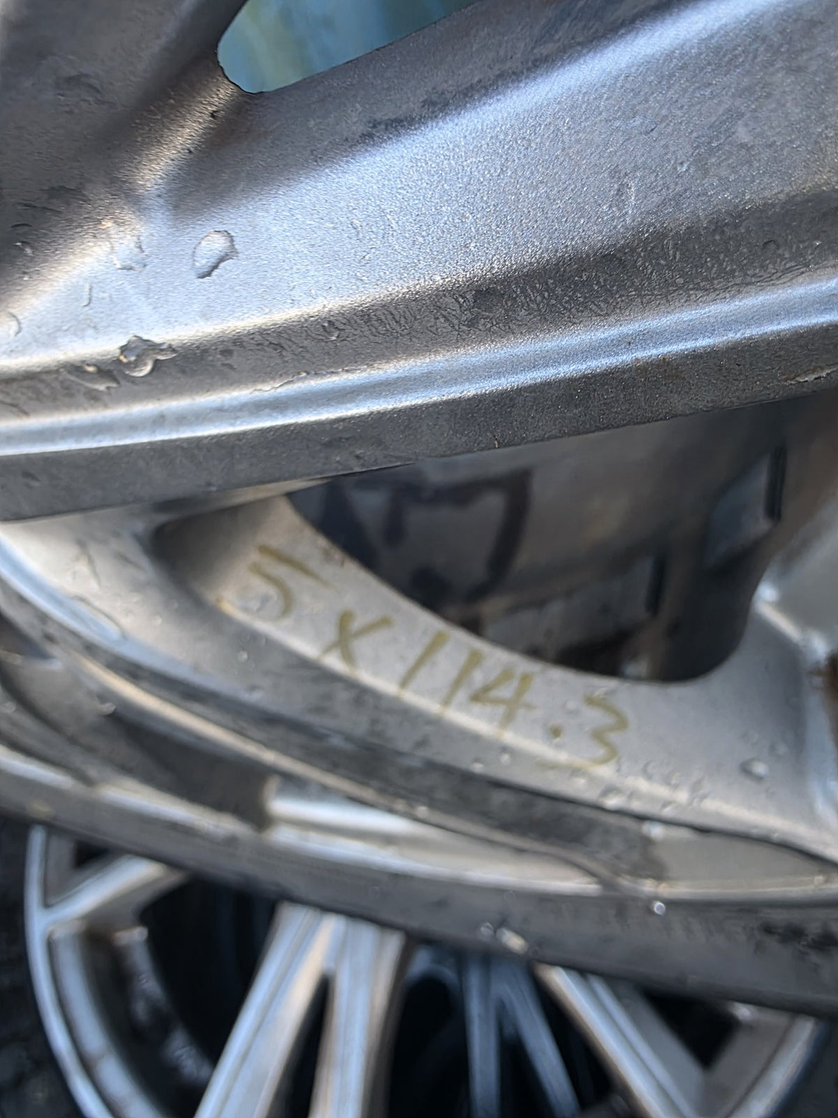 - Mag Wheel Set PN: Stud Pattern 5x114.3/ Wheel Size 16x6.5JJ/ Offset 38