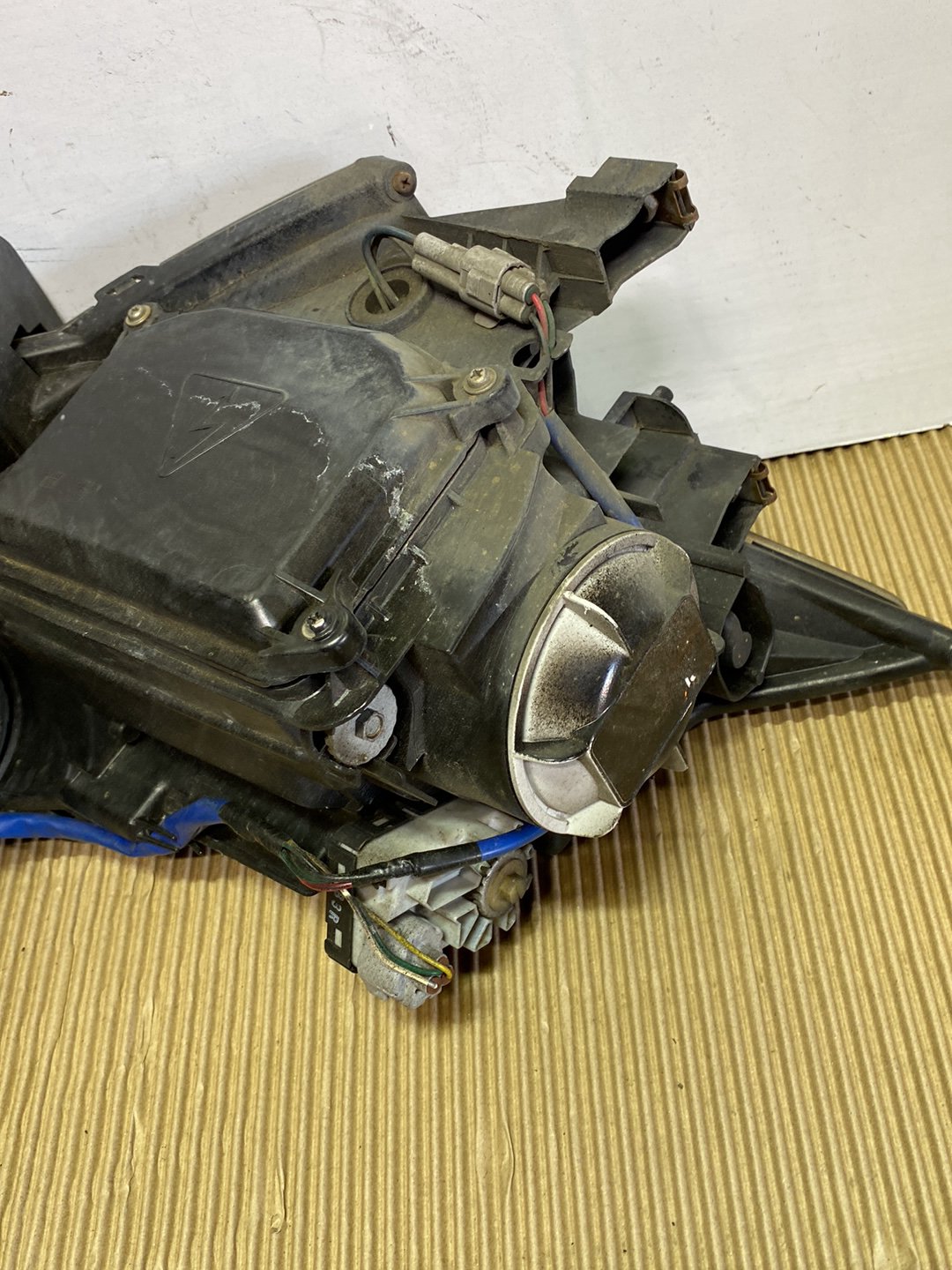 2009 Mazda Atenza- Left Headlight PN: see photos