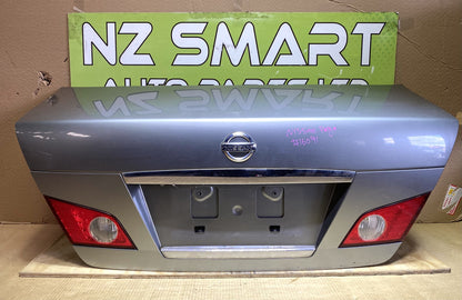 2007 Nissan Fuga - Bootlid