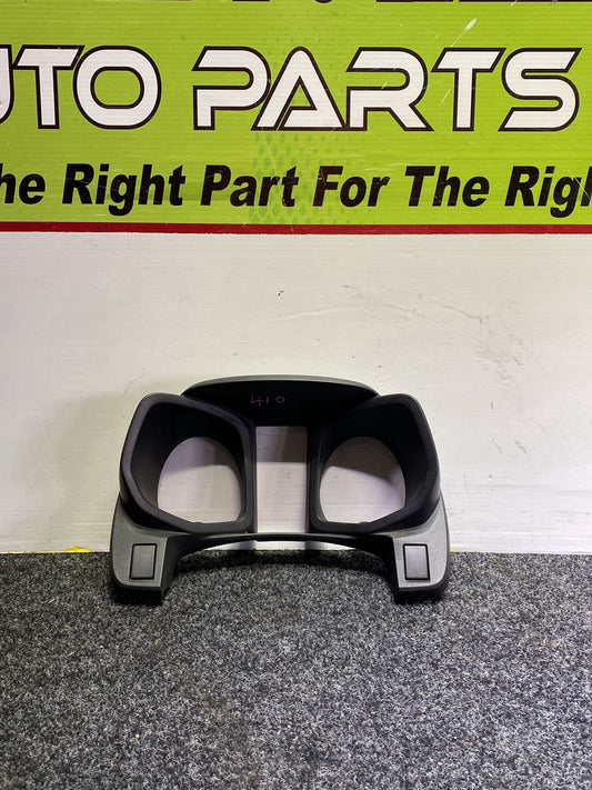 2014 Holden Colorado - Instrument Cluster Surround