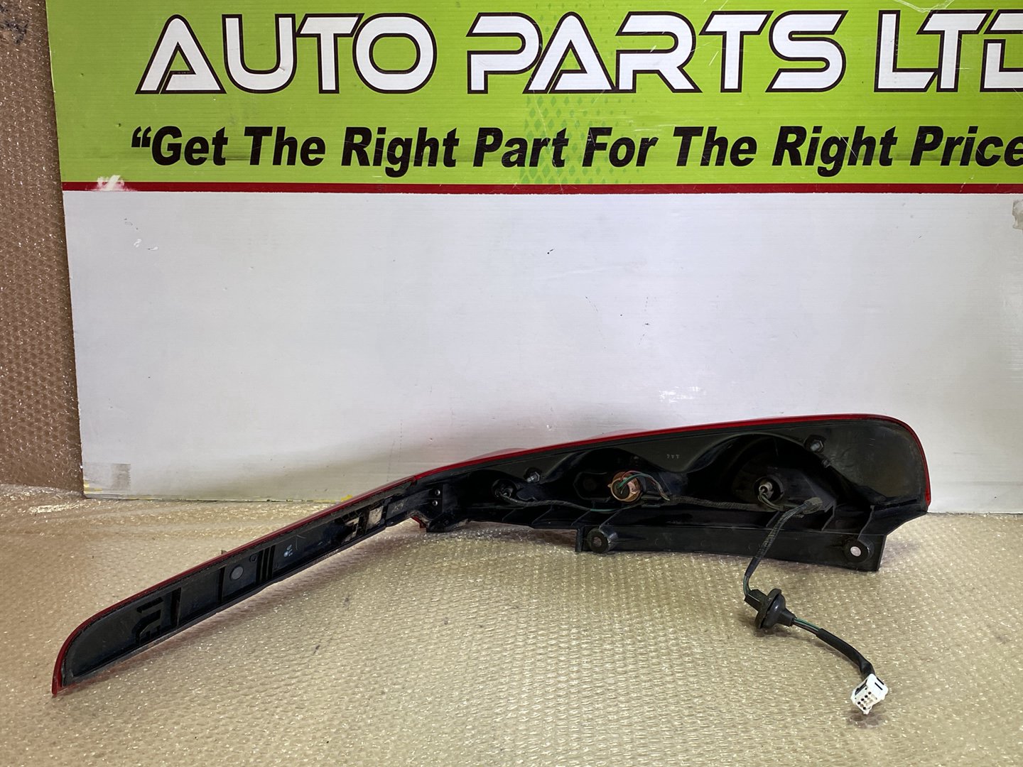 2007 Nissan Note E11 - Left Taillight PN: 220-63780