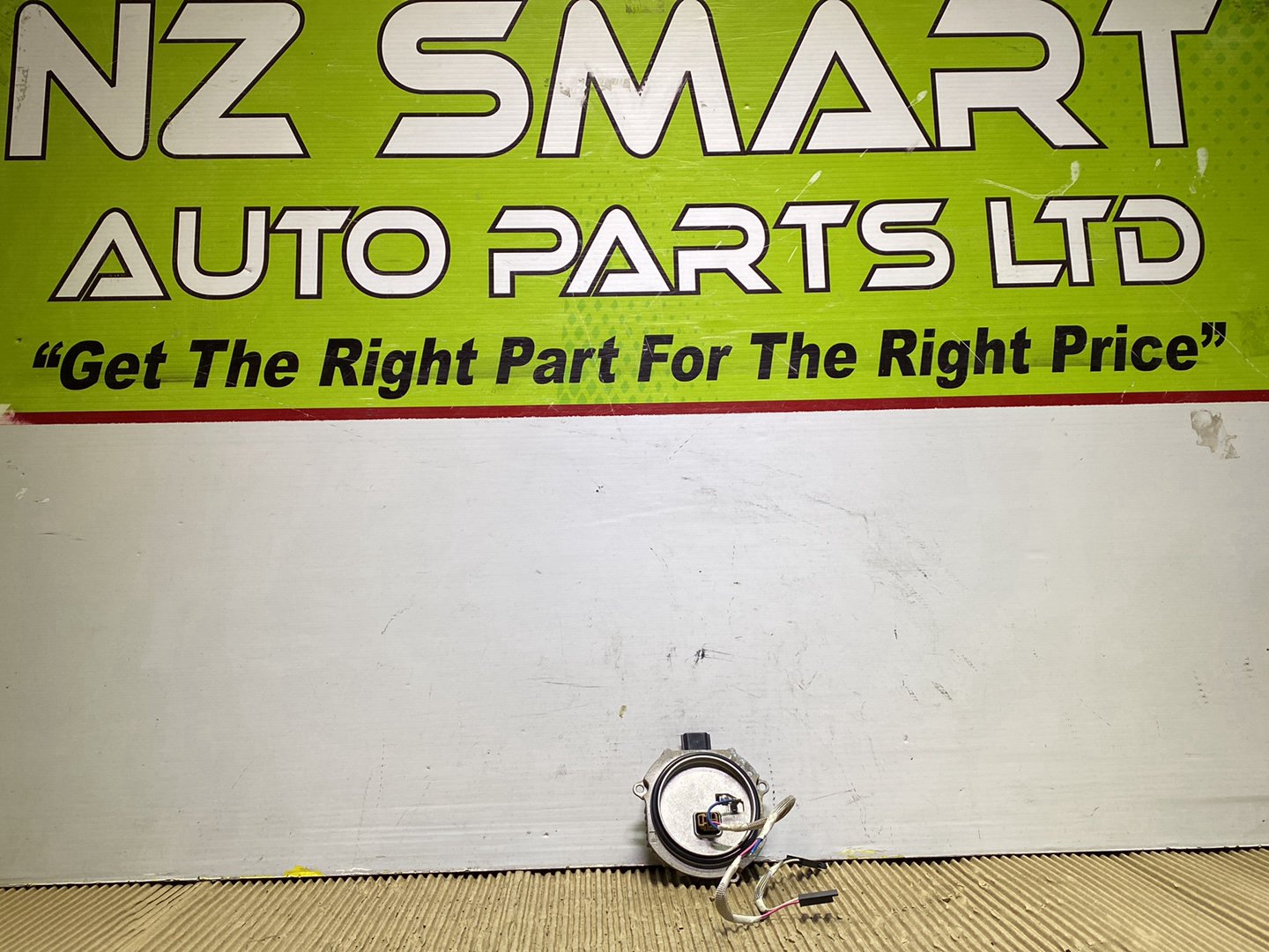 2012 Nissan Leaf- HID Ballast PN: see photos