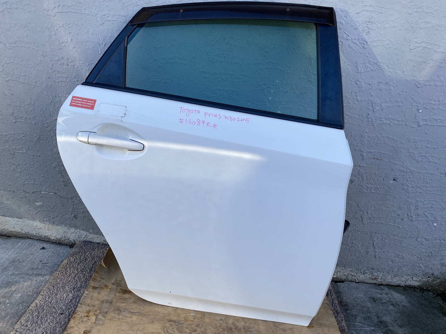 2015 Toyota Prius ZVW30 - Right Rear Door