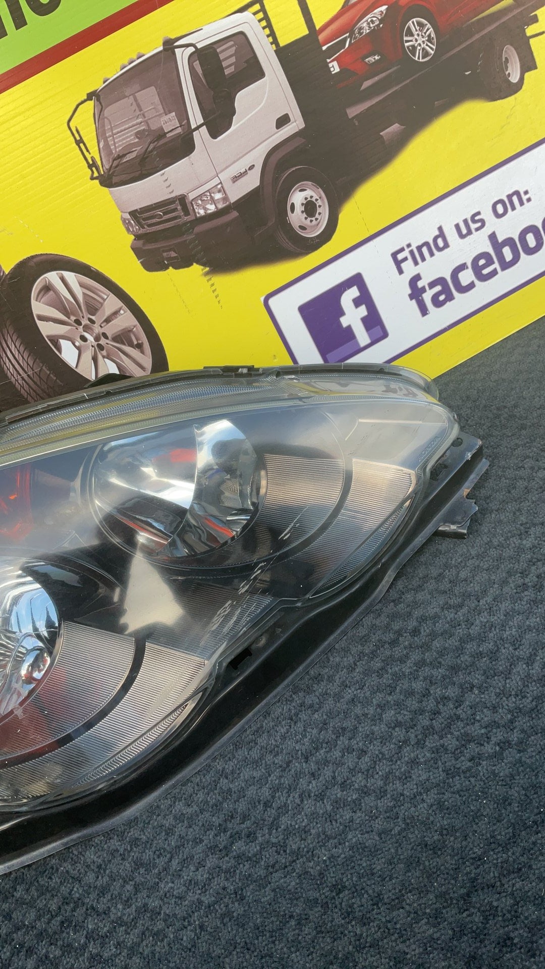 2001 Honda Integra- Right Headlight PN: