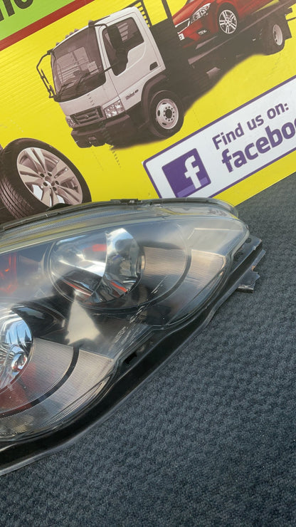2001 Honda Integra- Right Headlight PN: