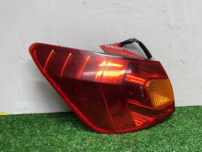 2002 Used Toyota Caldina - Left Taillight PN: 21-57