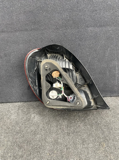 2002 Used Toyota Corolla - Right Taillight PN: 12441AE111NZNEWLIFTBACK