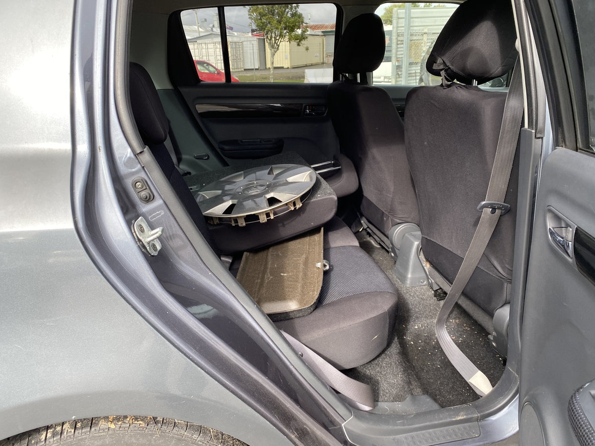 2005 Suzuki Swift ZC11S Dismantling For Parts