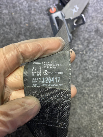 2012 Hyundai i45 - Rear Centre Seat Belt