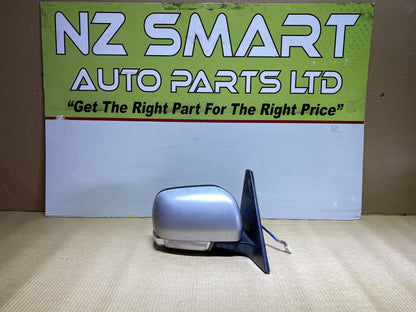 2006 Mitsubishi Pajero V93W - Right Door Mirror PN: 10 wires