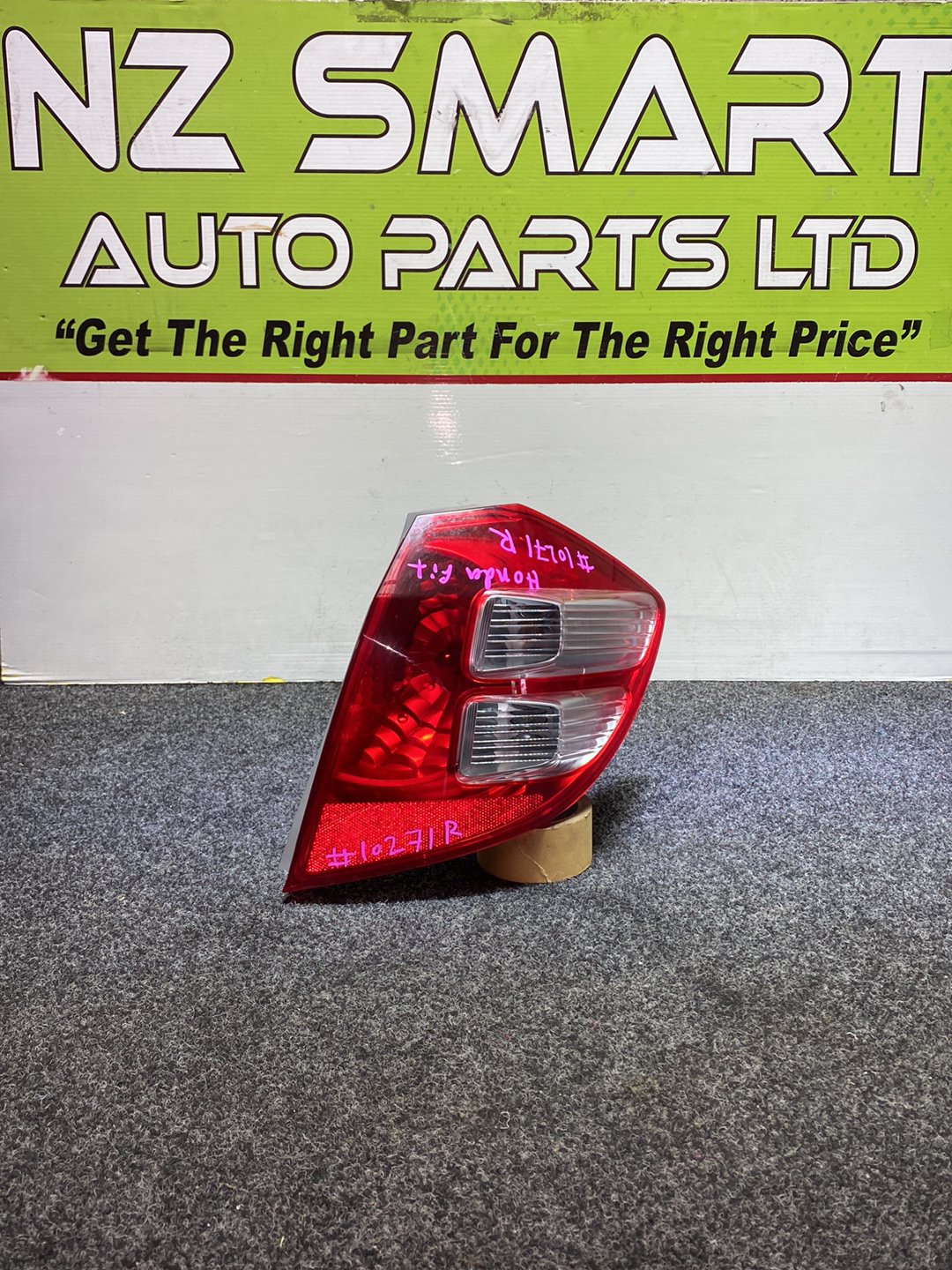 2010 Honda Fit - Right Taillight PN: p7030R