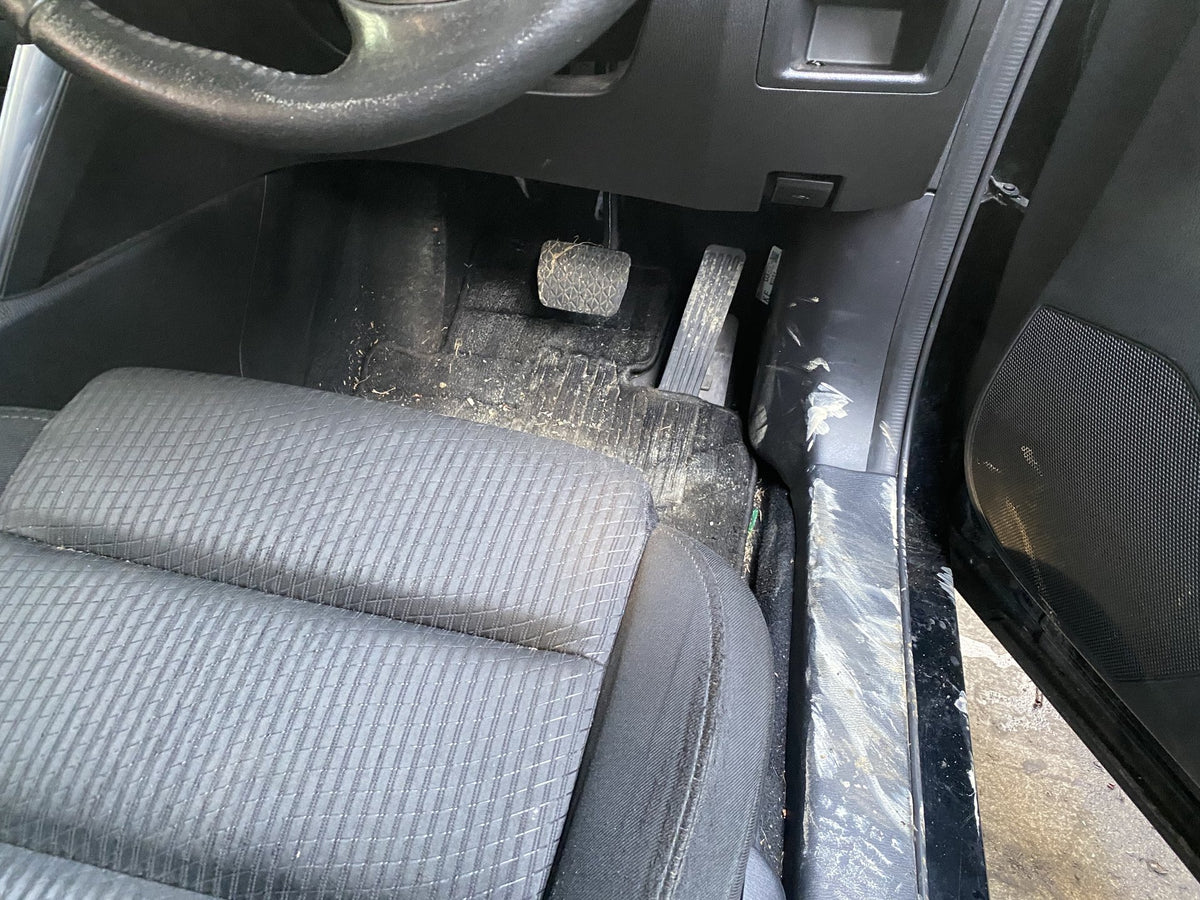 2013 Mazda CX-5 KE2FW Dismantling For Parts