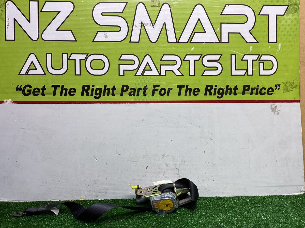 2005 Used Toyota Ist NCP60 - Left Front Seat Belt PN: See photos
