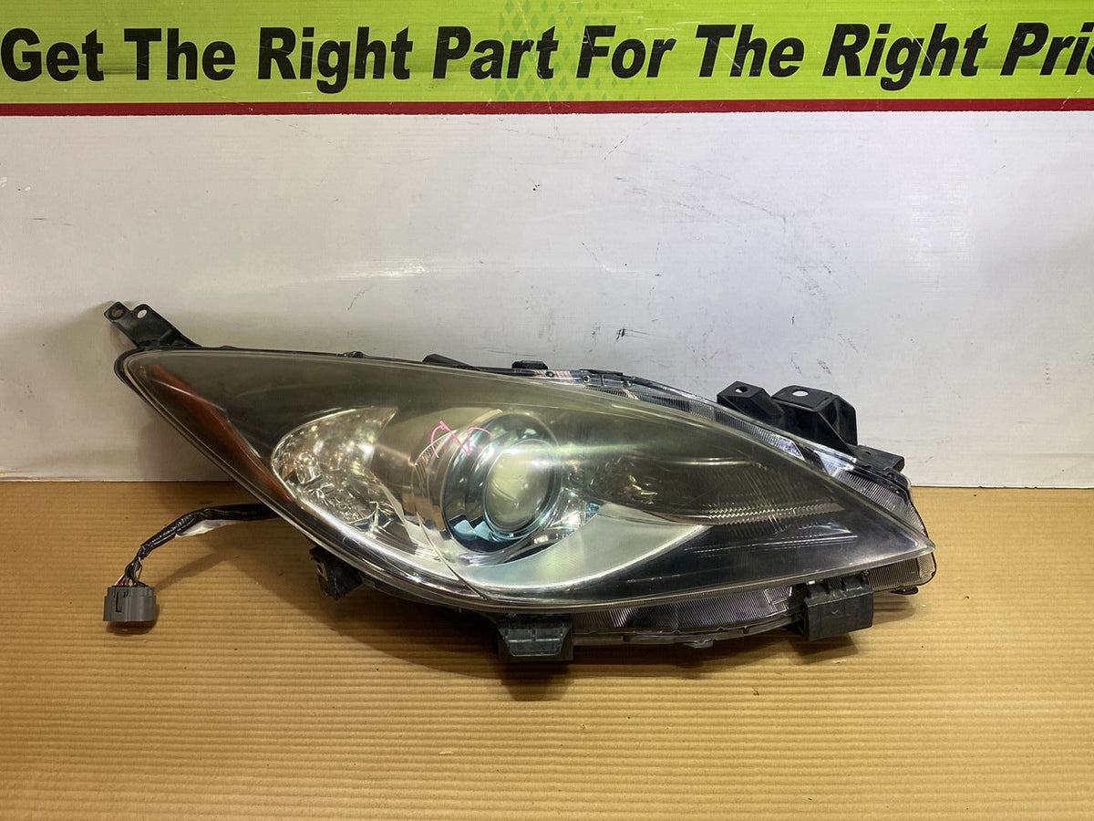 2012 Mazda Axela- Right Headlight Auto Adjust/ Hid Type/ Koito 100-41833