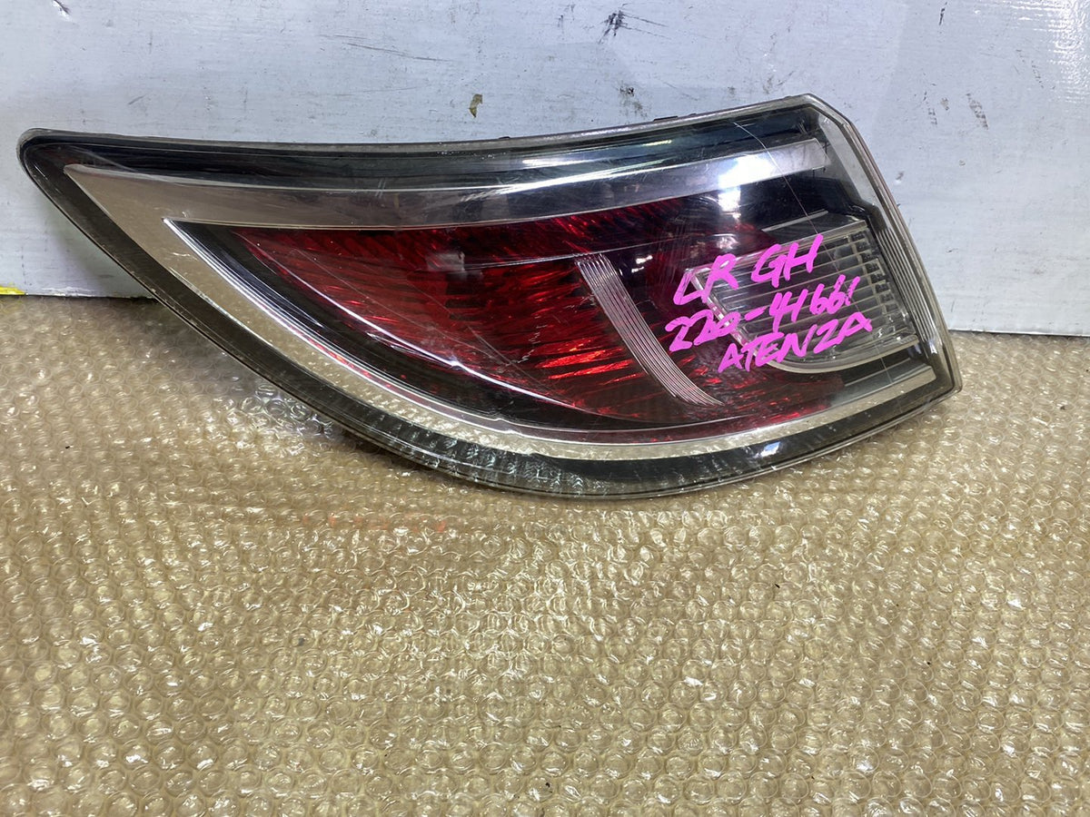 2011 Mazda Mazda6 - Left Taillight PN: 220-41661